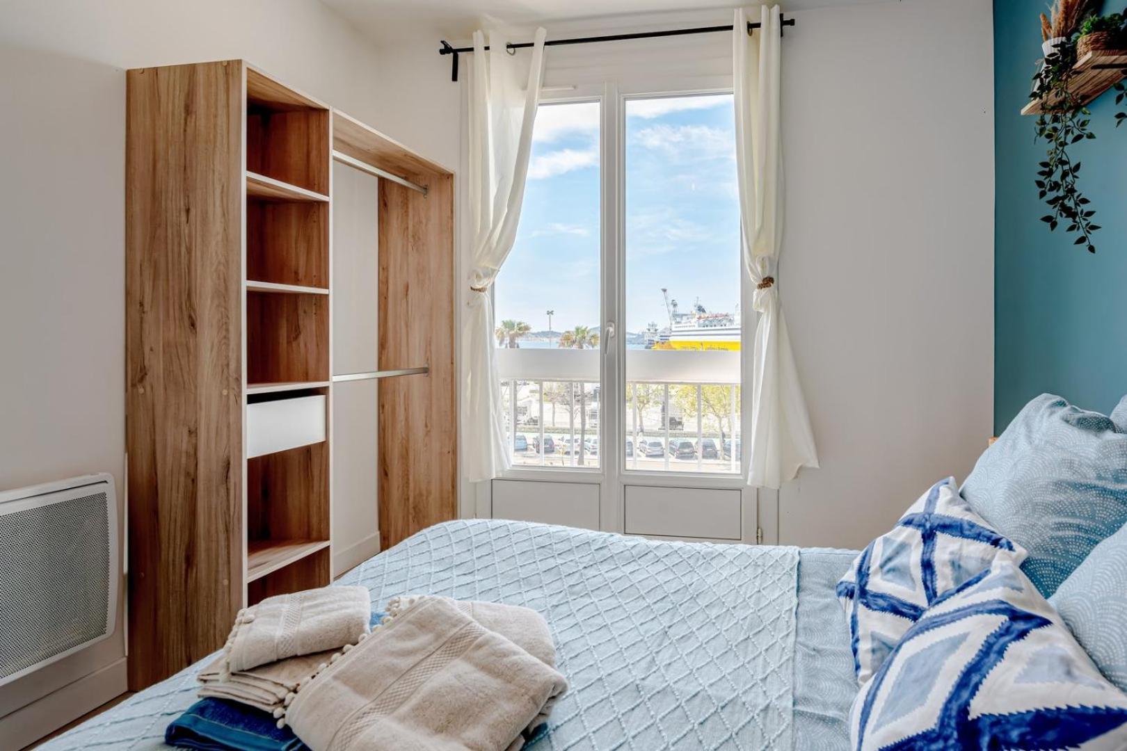 Air-Conditioned Apartment - Sea View Port Tolone Esterno foto